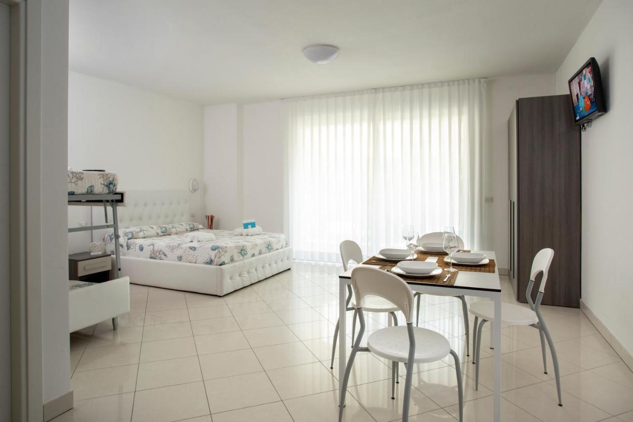 Residence I Diamanti - Siroli Collection Червия Екстериор снимка