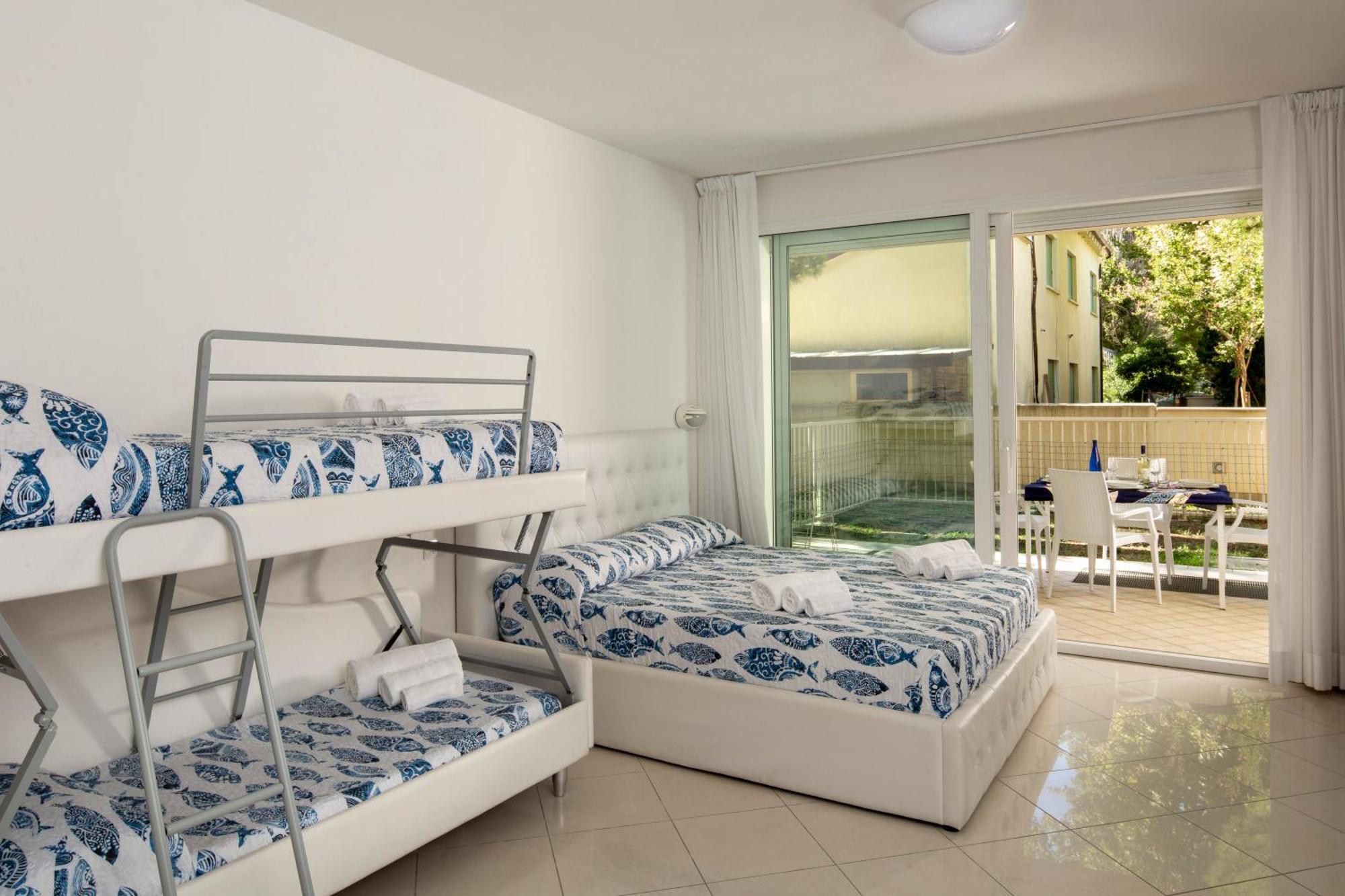Residence I Diamanti - Siroli Collection Червия Стая снимка